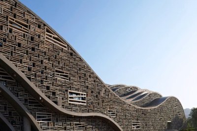 Suiseki Hall / Zhanghua Architects