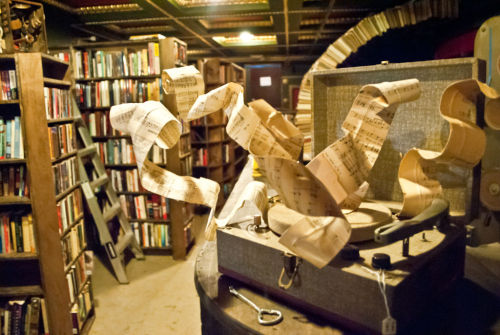 coolthingoftheday:The Last Bookstore in Los Angeles,...