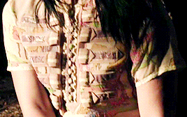 ☾ overthinking. (peyton) Tumblr_inline_pjhsrrByVc1txmes7_400