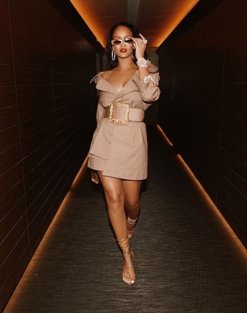 rihnavyy1:Fenty Beauty !