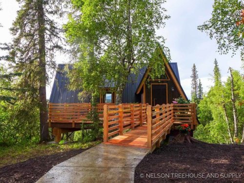 utwo:Alaskan Mountain Treehouse© nelsontreehouse