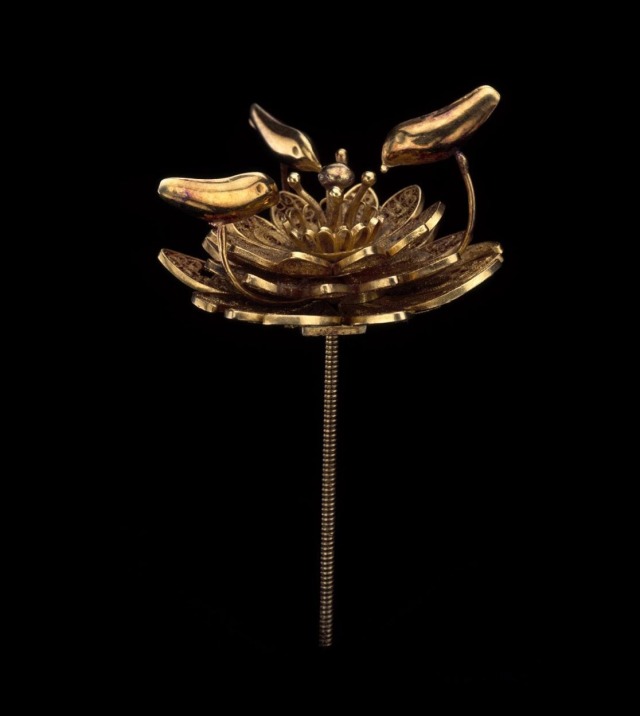 Hair pin from the Akan people | Gold | ca. 1920