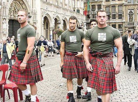 Men In Kilts Flashing