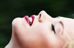 Charlotte de Luxembourg - #(456) 182-5228 - Page 47 Tumblr_n1cx0mMxxe1r8rx02o4_250