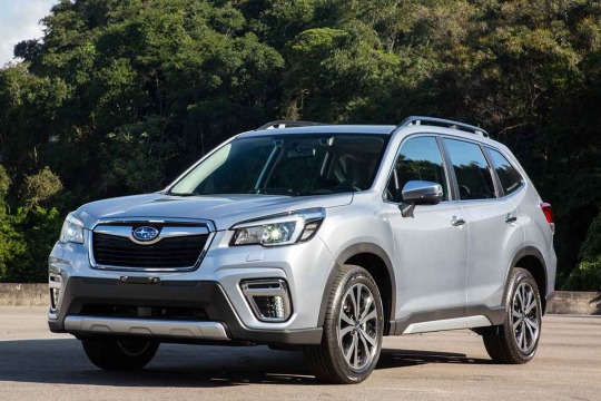 Nova geração do Subaru Forester chega ao Brasil por R$ 159.990. SUV perdeu motor turbo, mas foi montado sobre a nova plataforma da marca.