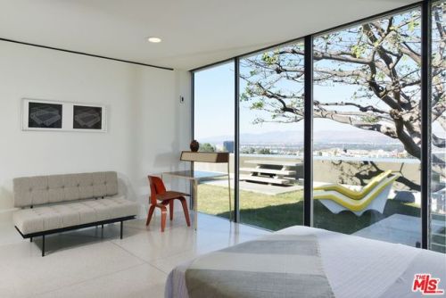 househunting:$2,950,000/2 br/1700 sq ftLos Angeles, CABuilt...