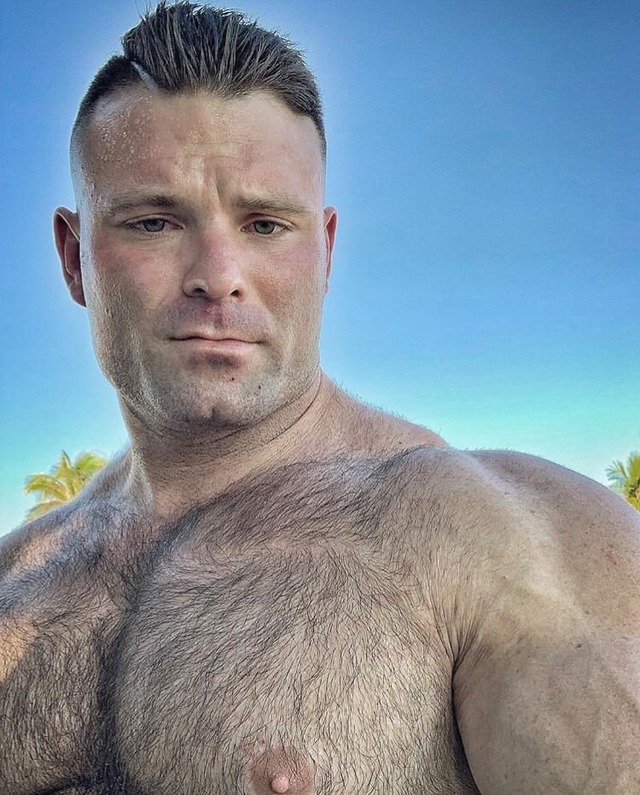 porn gay muscle bear fuck twink