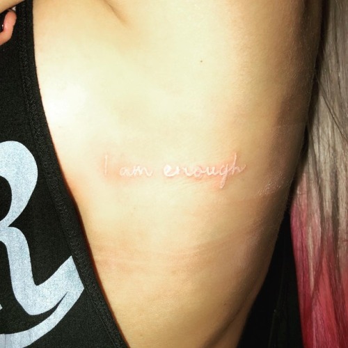 alexablisshq:@alexa_bliss_wwe_: Still red and swollen … but this...