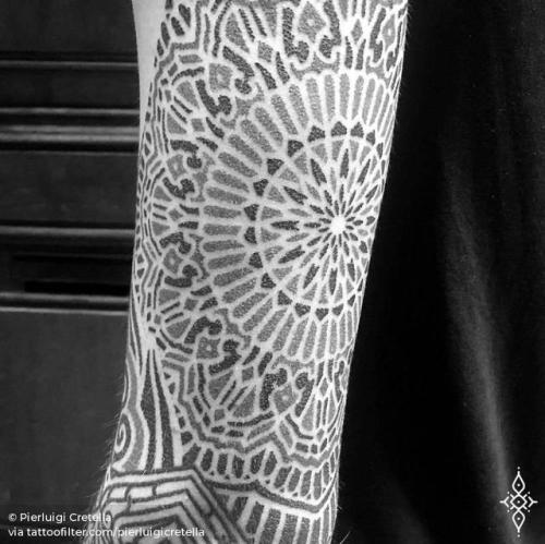 By Pierluigi Cretella, done at Meatshop Tattoo, Barcelona.... pierluigicretella;dotwork;big;of sacred geometry shapes;tricep;mandala;facebook;blackwork;twitter;sacred geometry
