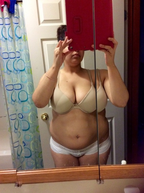 ndnsandnativesnude:Another awesome submission today. We sure...