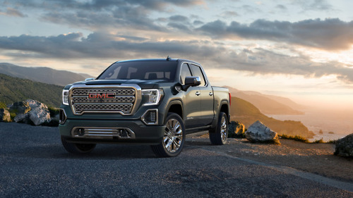 GM reveals 2019 GMC Sierra.