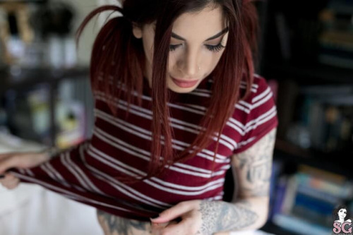 Suicide Girls Addicted