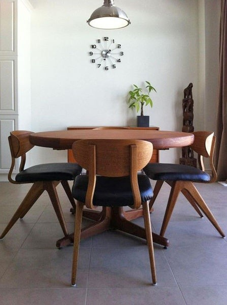 Danish Modern Dining Room Set - Beautiful Dillingham Danish Mid Century Modern Walnut ... : Giantex set of 4 modern dining chairs, high backrest kitchen chairs, elegant mid century side chairs w/padded seat, solid wood legs, upholstered tulip chair for dining room, living room (white) 4.6 out of 5 stars.