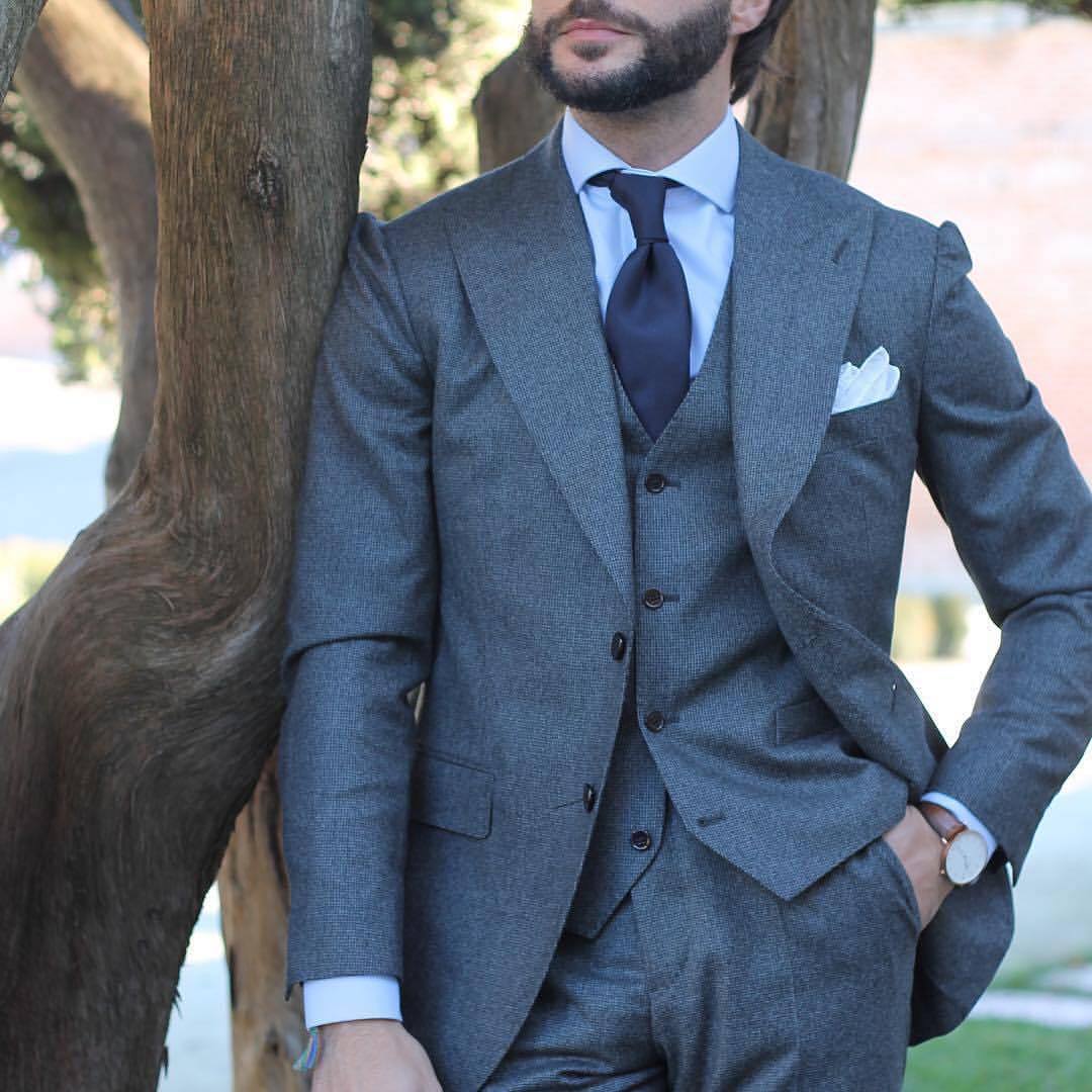 Suit and tie fixation — mnswrmagazine: Style by @theshoemakerworld