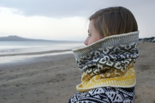 knitcircus-luxury-yarns:The Ombeline Cowl by Black Cat...