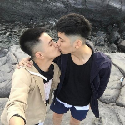 Everybody loves an asian boy