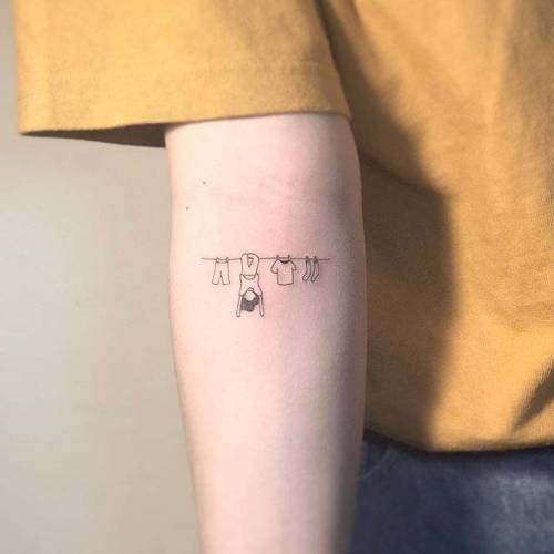 By Masa Tattooer, done in Seoul. http://ttoo.co/p/34450 fine line;small;line art;masa;tiny;ifttt;little;inner forearm;illustrative