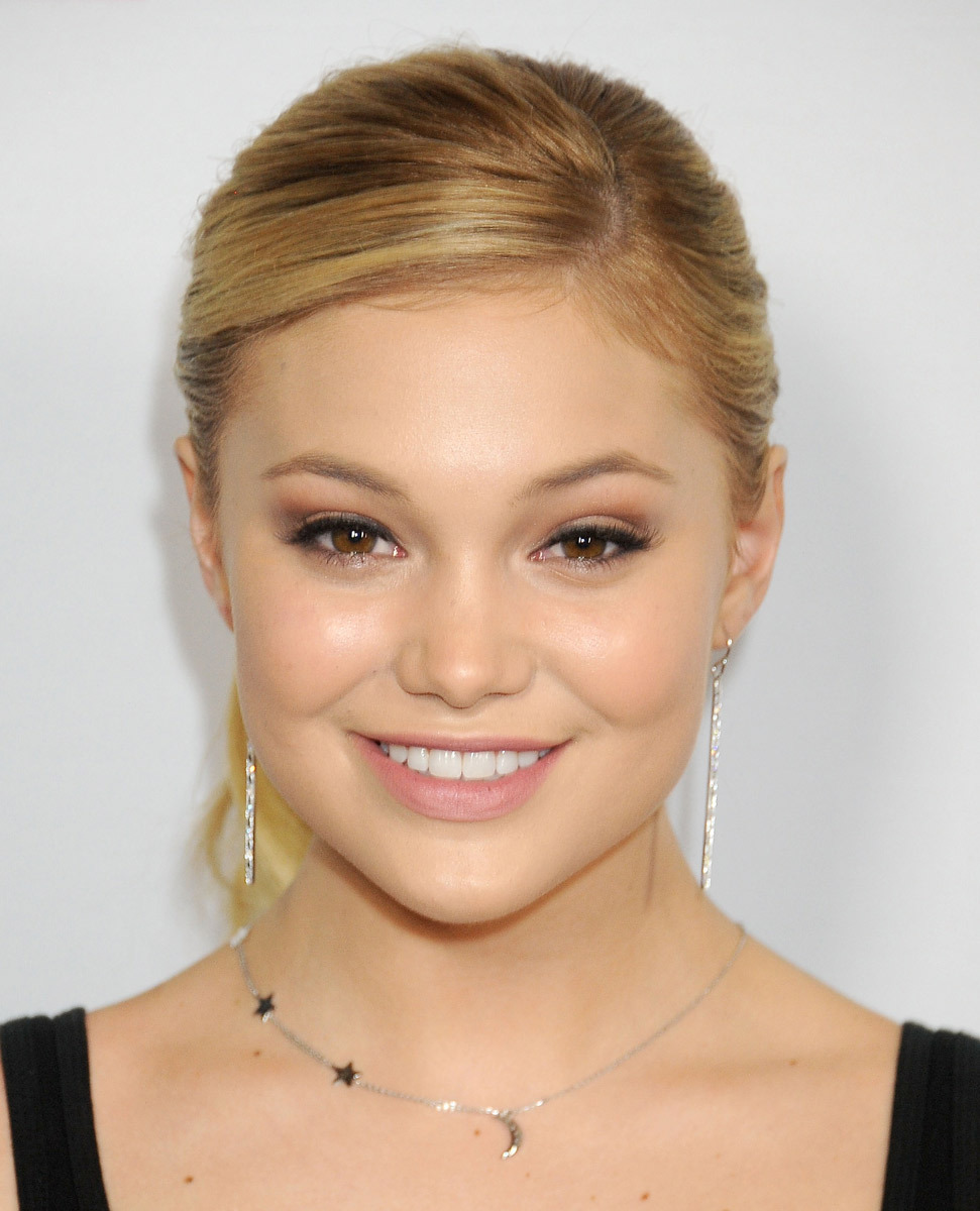 Julie Ricevuto Olivia Holt Is Latest Brand Ambassador For