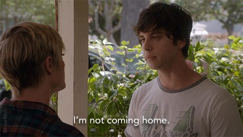 Brandon in The Fosters 4x02