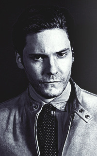 Laszlo Adler
