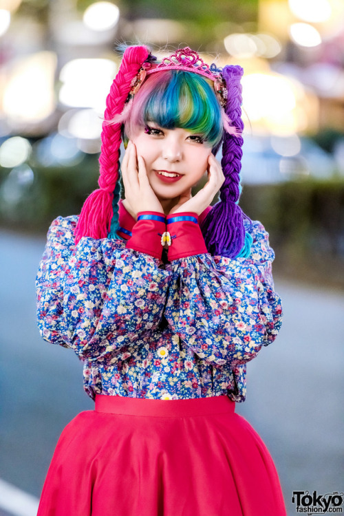 tokyo-fashion:18-year-old Japanese fashion student Lisa on the...