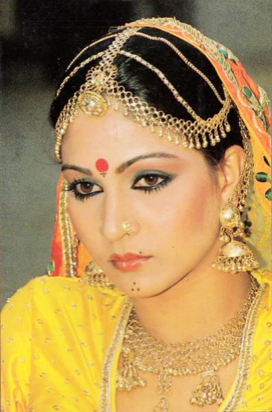 rati agnihotri | Beautiful indian actress, Bollywood 