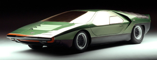 carsthatnevermadeitetc:Alfa Romeo Carabo, 1968, by Bertone....