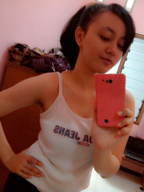 pencurihatigadis:weirdo-yana:Best breastAwek or janda area...