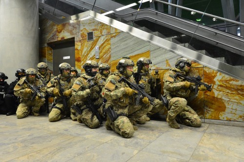 guns gunblr special forces poland military