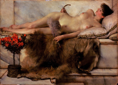 sakrogoat:Lawrence Alma-Tadema - In the Tepidarium