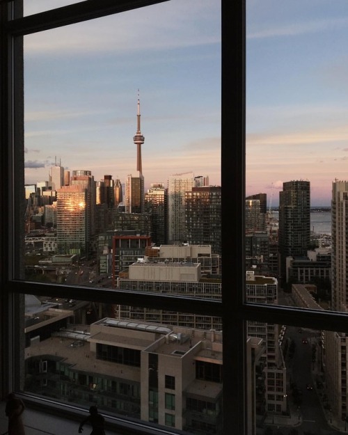 makinginfinity:27th floor view#canada #ontario #theview...