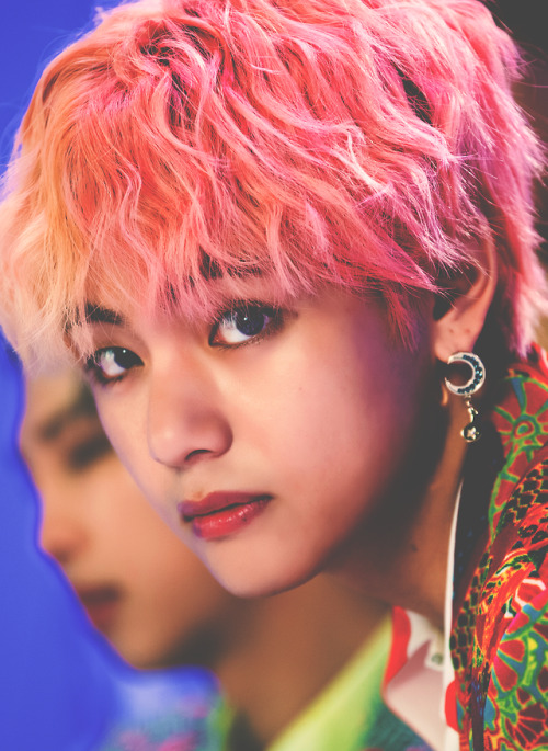 Taehyung Pink Hair Tumblr 3467