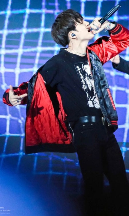 jungkookandyugyeomwhores:BTS AppreciationSuga In Red- Admin...