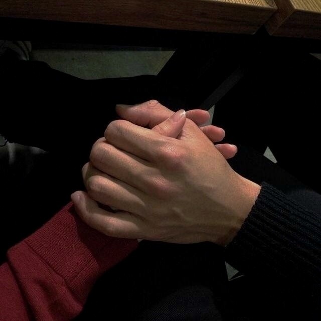 hand aesthetic on Tumblr