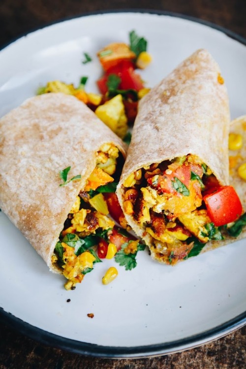 savorytoothgirl:TOFU SCRAMBLE WRAPS with TOMATO SALSA +...