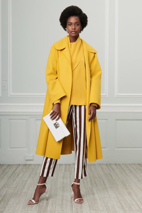 shadesofblackness:Karly Loyce for Oscar De La Renta Resort...