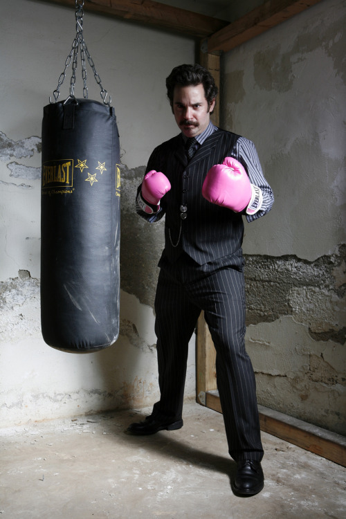 onetinyhand: paul f. tompkins.