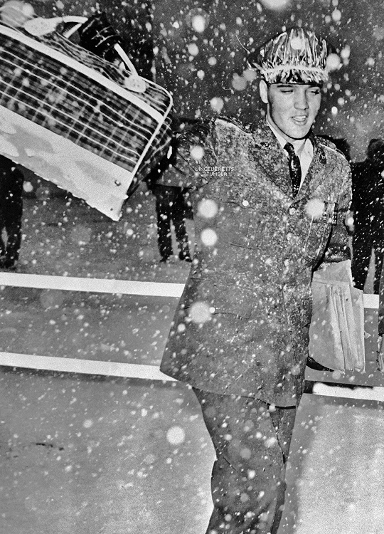 Elvis Presley Elvis At The Mcguire Air Force Base In New Jersey