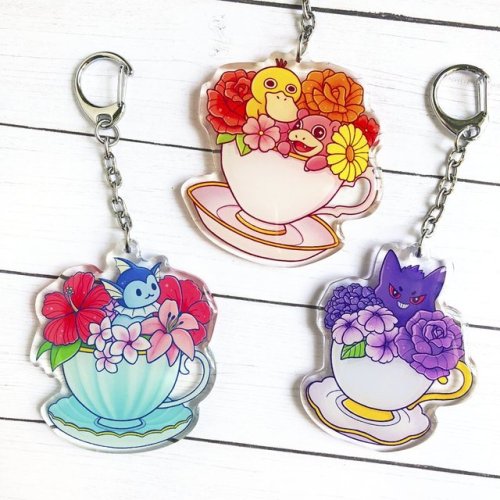 sosuperawesome:Acrylic KeychainsI Am Luna Sol on EtsySee our...