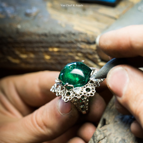 Craftsmanship of Van Cleef & Arpels Amour Amour ring,...