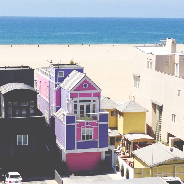 Barbie Dream House, Santa Monica