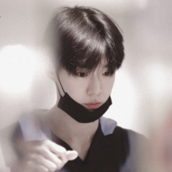 KIM DOYOUNG tumblr_ptrwvd7HP91uflg3t_400.png