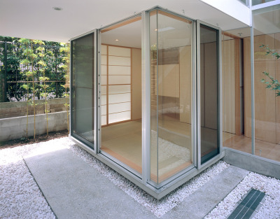 architags:<br /><br />Junichi Sampei/A.L.X.. Ikedayama House. Tokyo.  Japan. photos : Toshihide Kajihara<br />