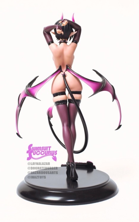 swimsuitsuccubus:The official Susu figurine is available! 11...