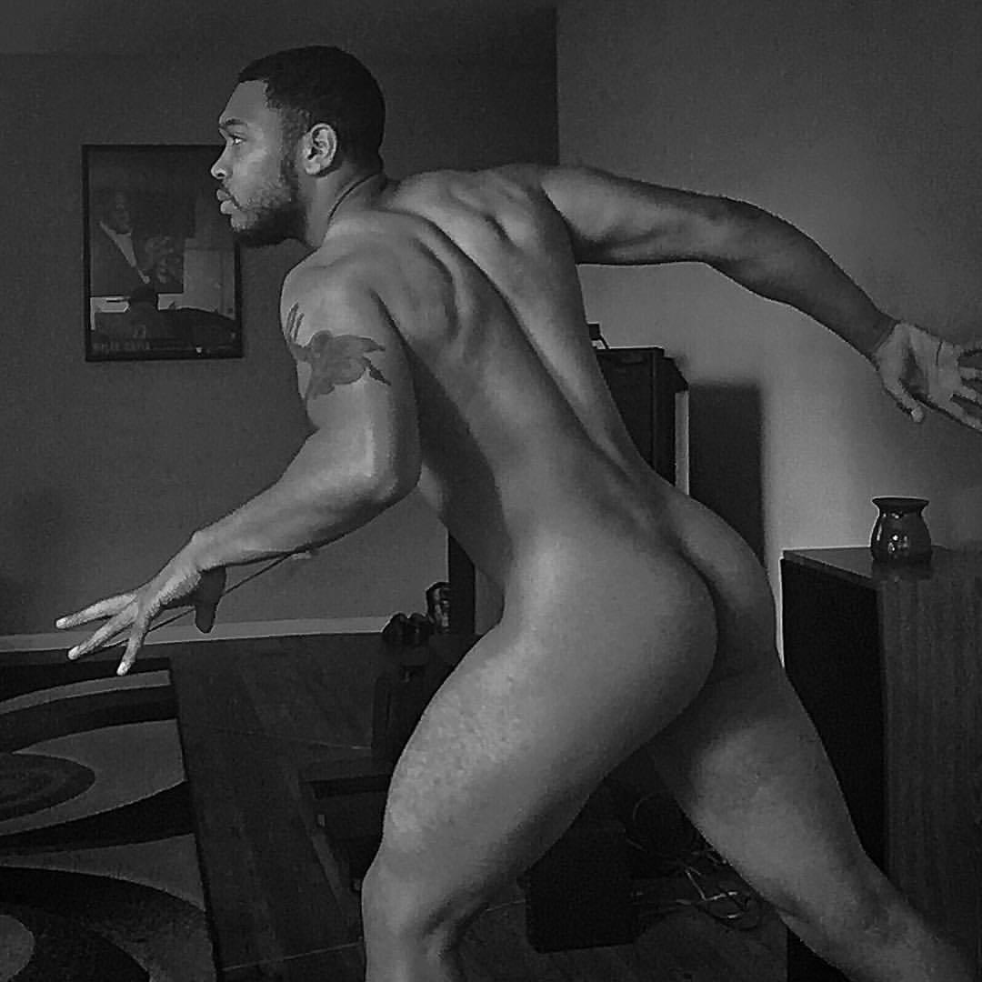 Nude Yoga Photoblog 27