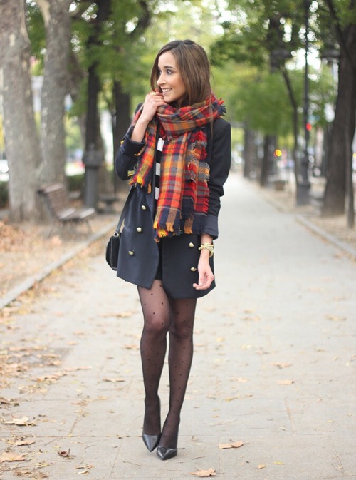 http://www.besugarandspice.com/2014/11/tartan-scarf.html