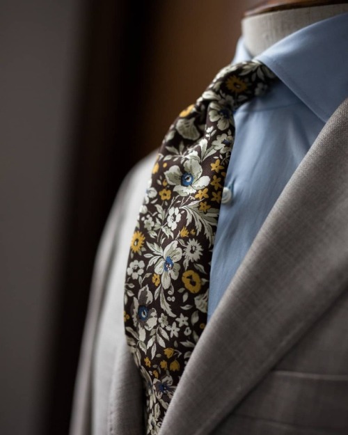 thearmoury:Floral prints from @liverano_liverano...