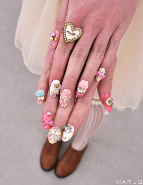 gyaru himekaji hime gyaru 3D gel nails gel nails deco nails japanese fashion milk Taylor