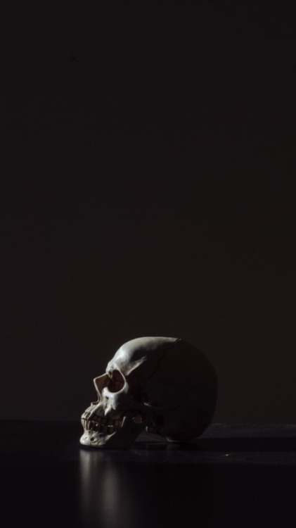 minelockscreen:Skull lockscreens Like or reblog if you save,...