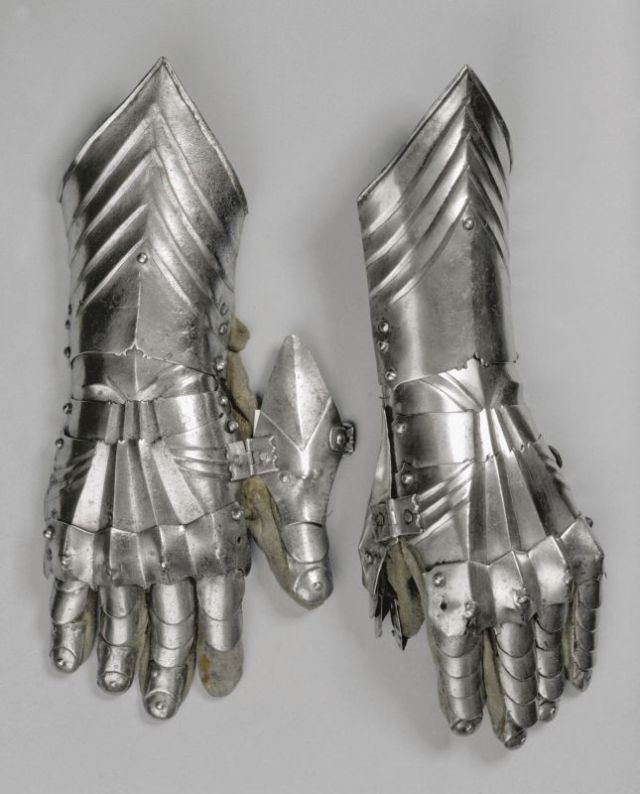 gauntlets on Tumblr